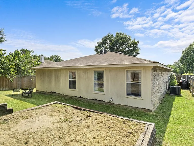 6324 Fern Meadow Dr — Photo 20