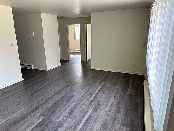 2nd image of 1735 E Duane Blvd 5
