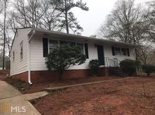 4 Bailey Dr, Newnan, GA 30263