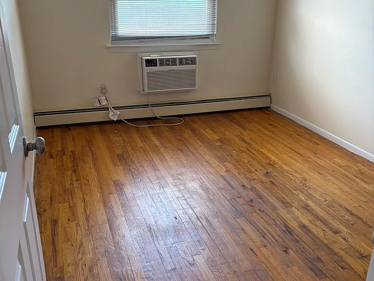 2060 Muliner Ave #2 — Photo 6