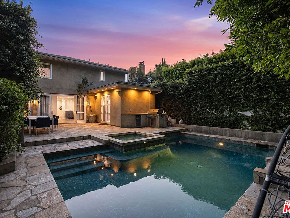 1st image of 1124 Sierra Alta Way