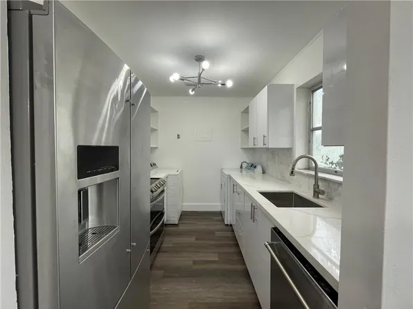 8438 NW 10th Street #D55, Plantation, FL 33322
