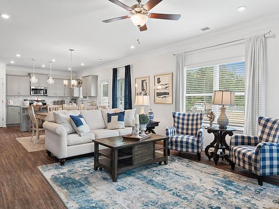 4th image of 70 Sanie Cove Ln