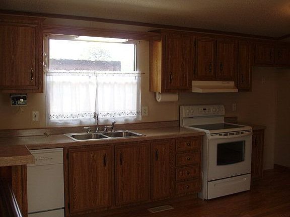 4th image of 301 Stonewood Dr