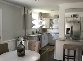 2111 Saint James Dr, Charleston, SC 29412