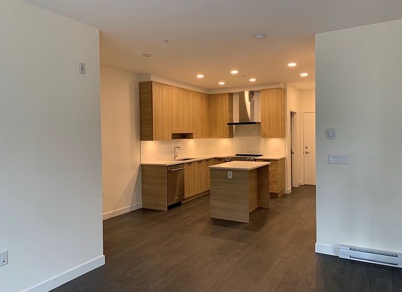 Burnaby Apartment for rent - 2 Bedrooms — photo 10