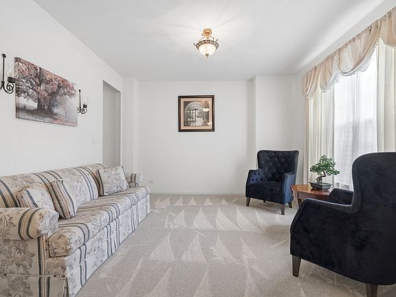 5th image of 2022 Prairie Rose Ln