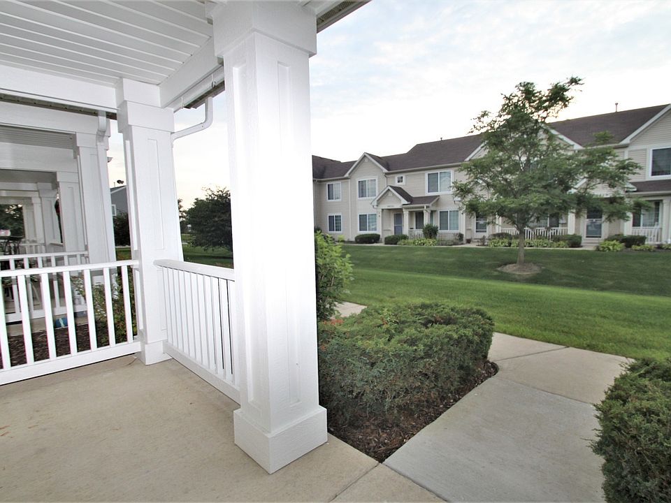 2nd image of 39717 N Warren Ln