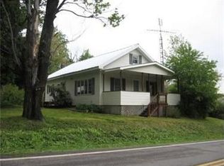 1007 Jackson Center Polk Rd, Stoneboro, PA 16153