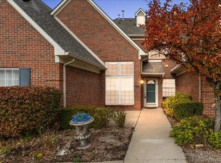 7779 Ambassador Dr, Shelby Township, MI 48316