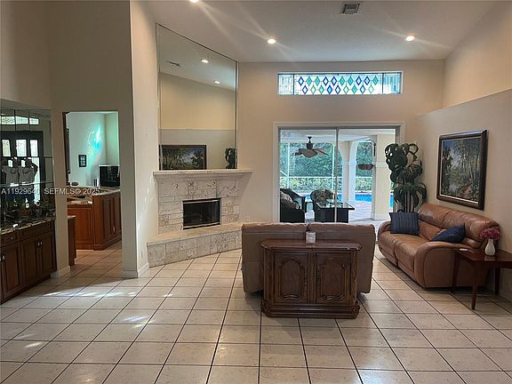 3rd image of 123 Victorian Ln