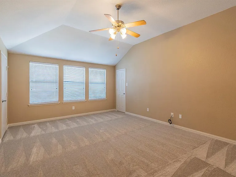 2017 Lake Highlands Dr — Photo 31