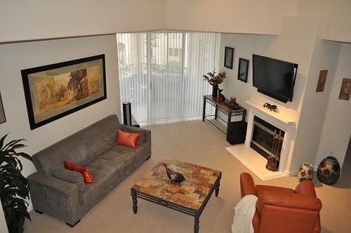 3rd image of 1951 Ofarrell St APT 406