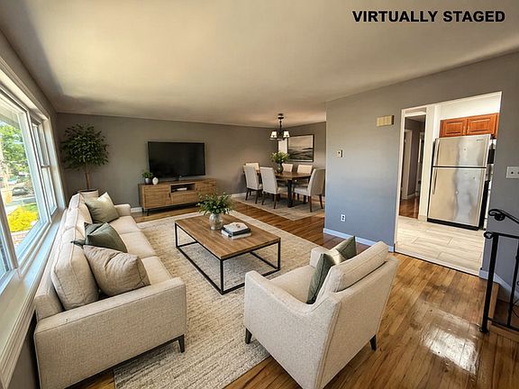 3rd image of 14514 22nd Ave Floor 2