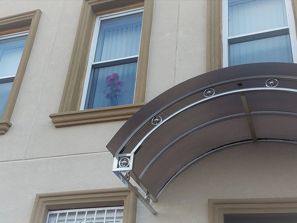 1st image of 410 E 179th St