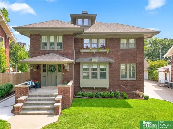 5111 Cass St, Omaha, NE 68132