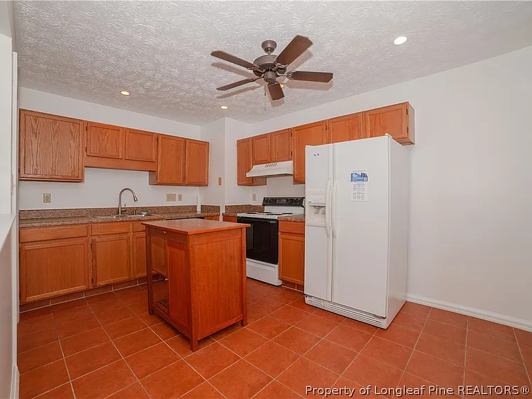 6440 Brookshire St — Photo 19