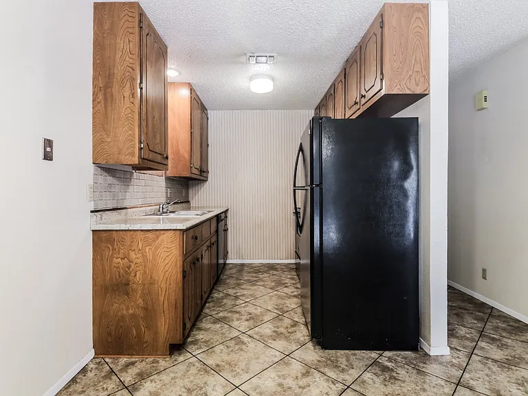 808-806 W Belden St #808 — Photo 10