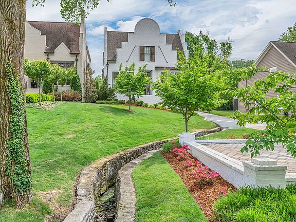 2nd image of 2227 Castleman Dr