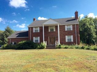 52 County St, Walpole, MA 02081