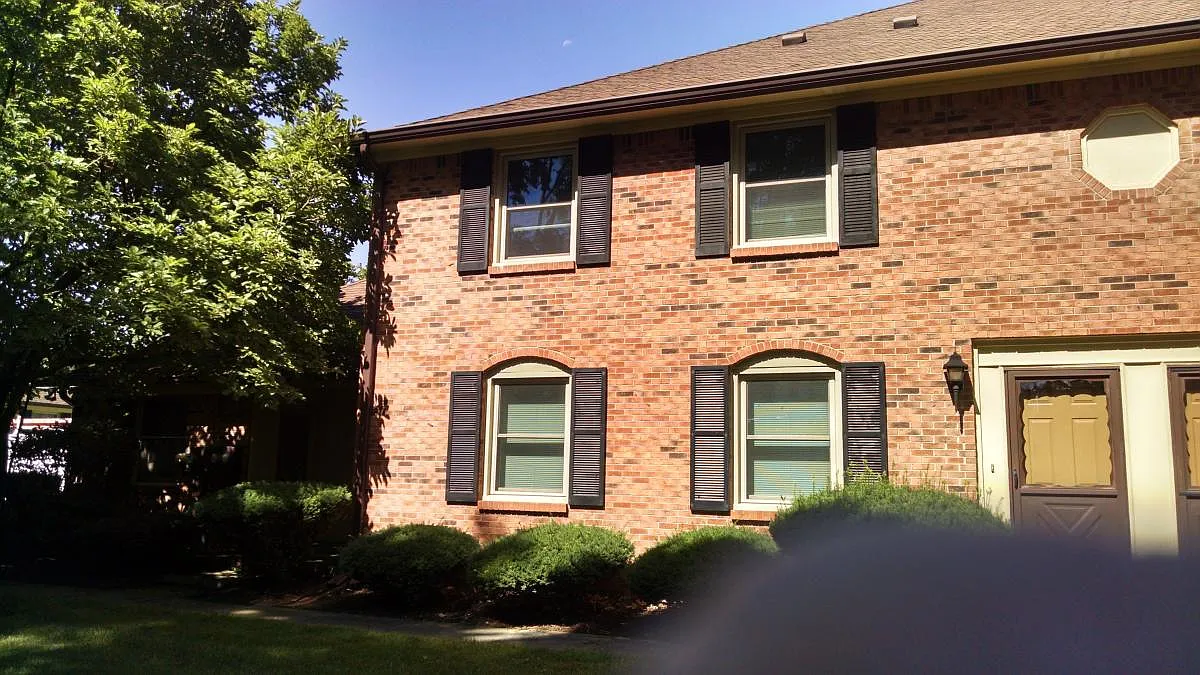 2 bed, 1.5 bath, 1188 sqft, $1,375 — Photo 1