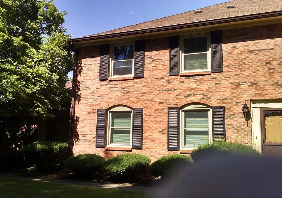 6047 Apache Dr