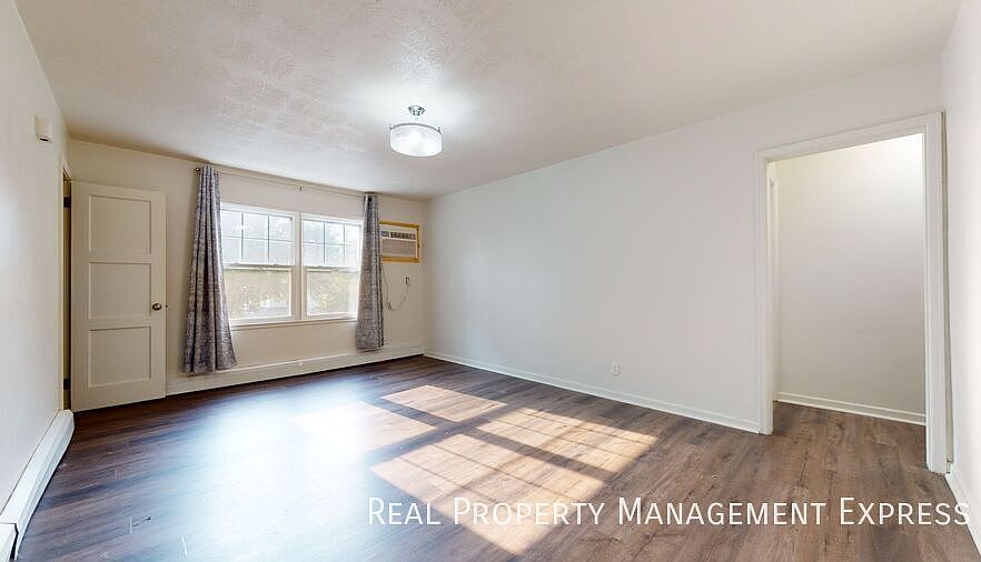 1st image of 321 N Duluth Ave #3