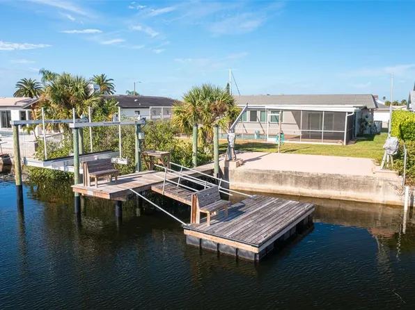 5524 Leeward Ln, New Port Richey, FL 34652