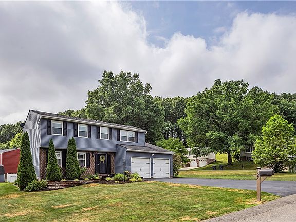 2nd image of 159 Fox Run Rd