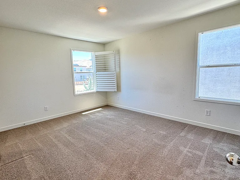 8768 Scenic Sky Dr — Photo 15