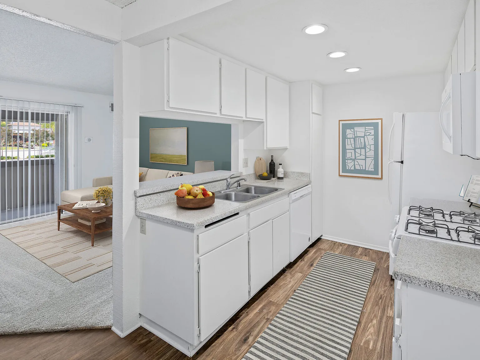 North Upland Terrace Apartments — Photo 3