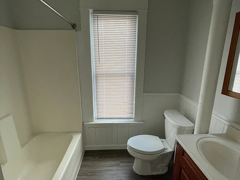 1017 Dayton St SW #1 — Photo 22
