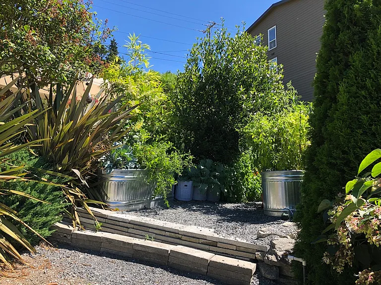 Garden planters for tenant use