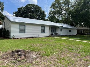 501 W McLendon St, Plant City, FL 33563