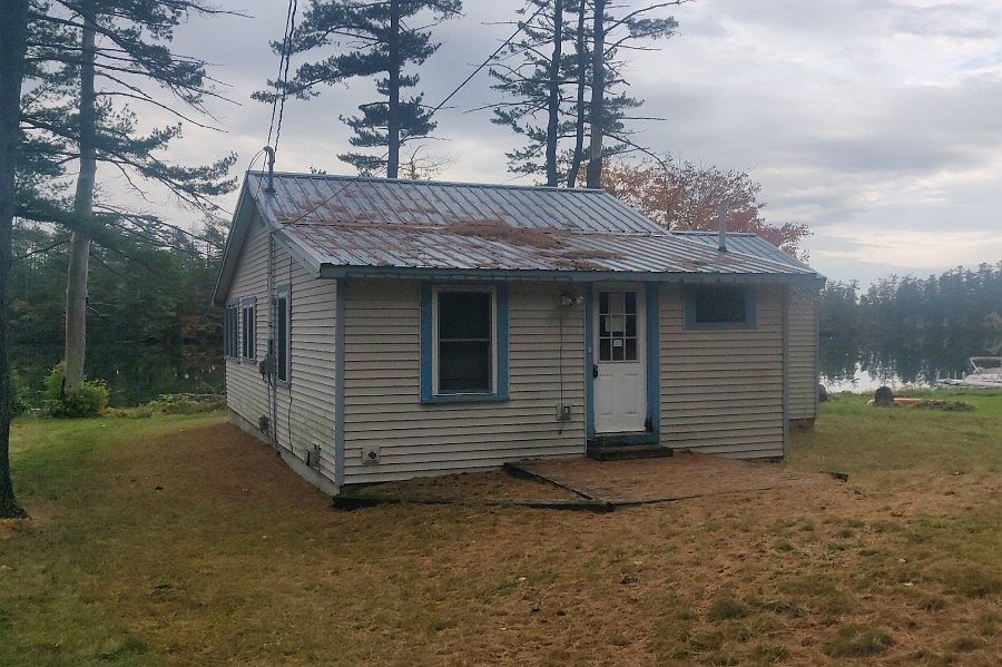 2nd image of 17 Panther Pond Pines Rd