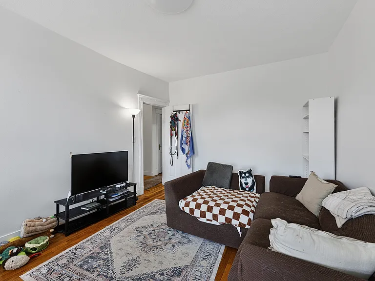 8 Ransom Rd — Photo 11