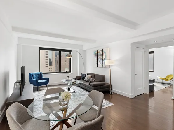 160 Central Park South image 1 of 7