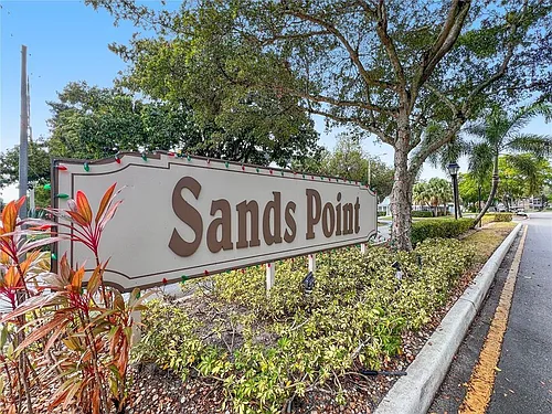 8310 Sands Point Blvd Photo 1