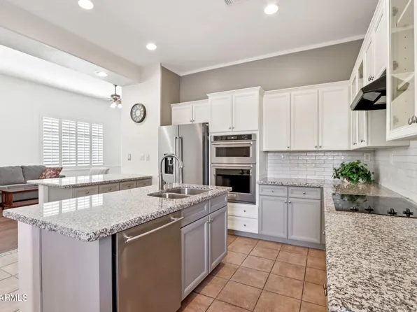 7445 E EAGLE CREST Drive #1099, Mesa, AZ 85207