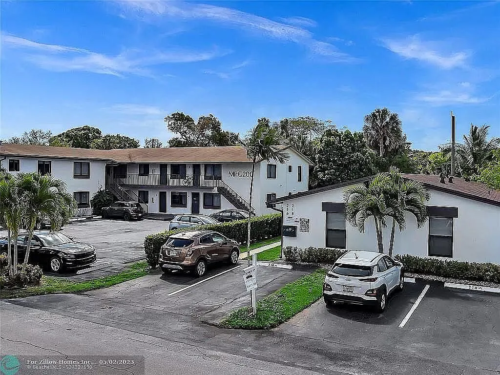 3 bed, 3.0 bath, 2964 sqft, $3,300 — Photo 1