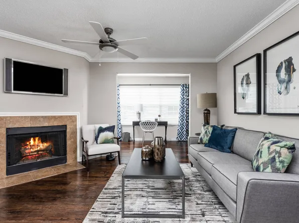 Arbors River Oaks Apartments