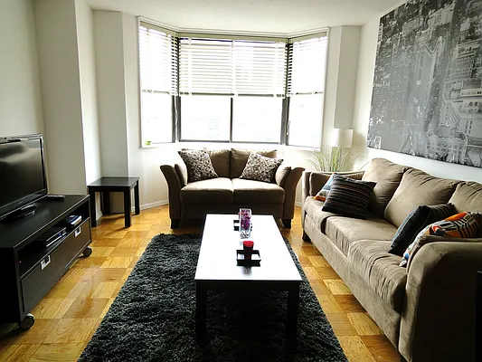 Rented by Shany Landmarks LLC | media 9