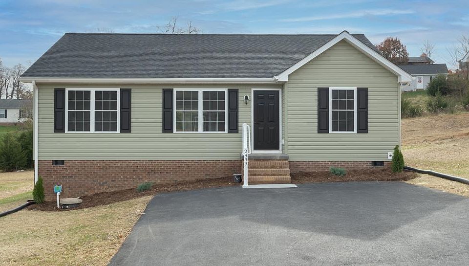 1st image of 2439 Brentwood Dr