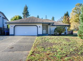 1001 McBride Pl, Courtenay, BC V9N 8Z2
