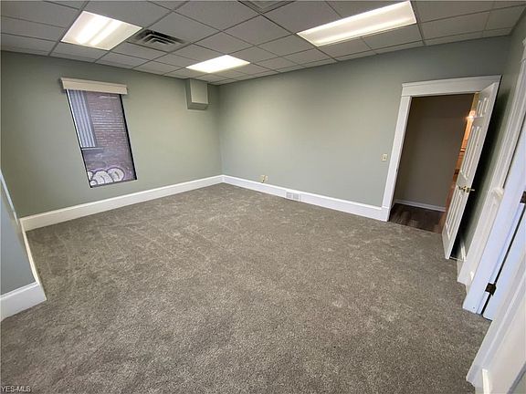 3rd image of 158 N Broadway St