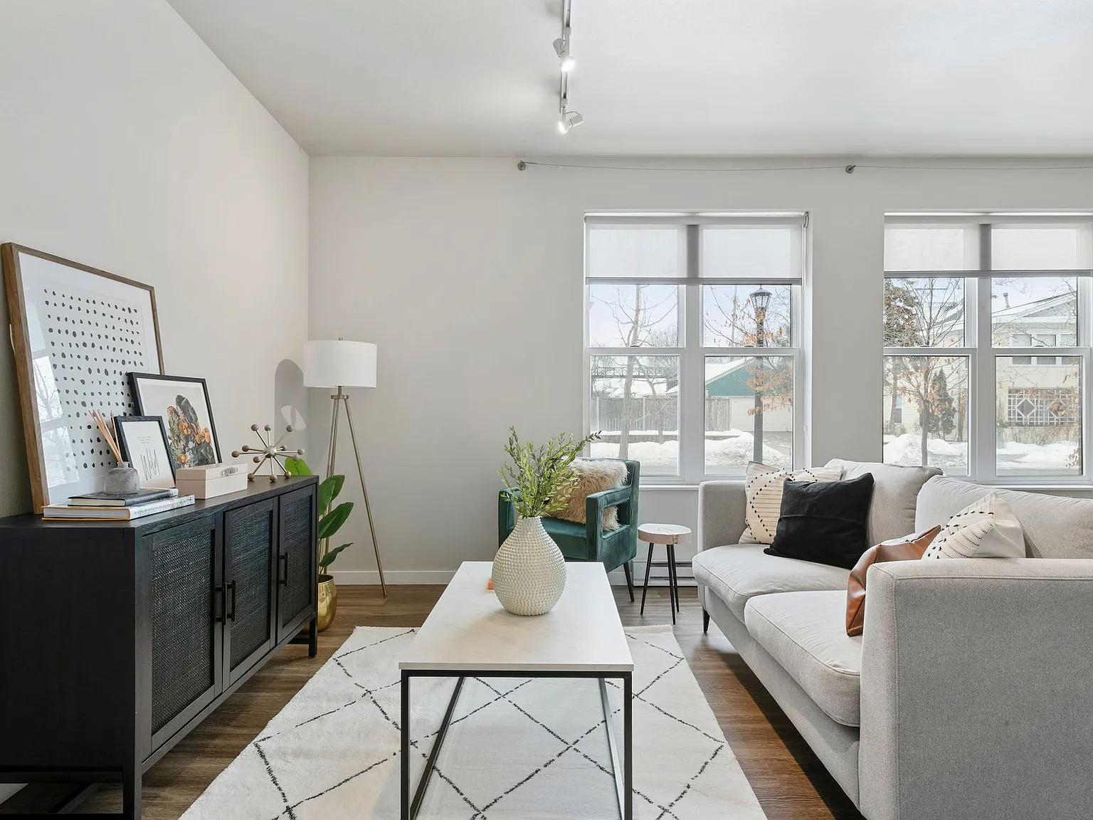 Motiv Apartments — Photo 3