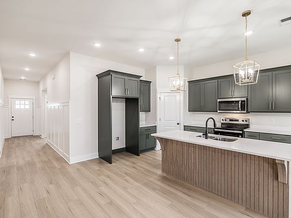 5th image of 3043 Ayrshire Dr Lot 58
