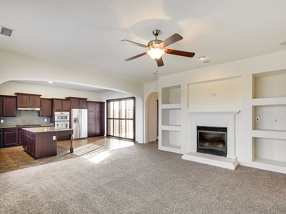 4th image of 5031 N 191st Dr