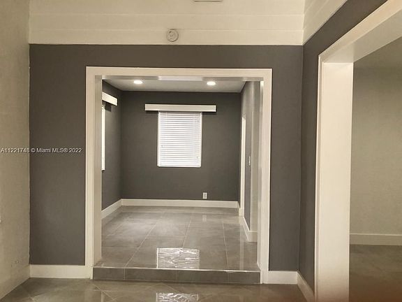 4th image of 2129 Monroe Ter #1