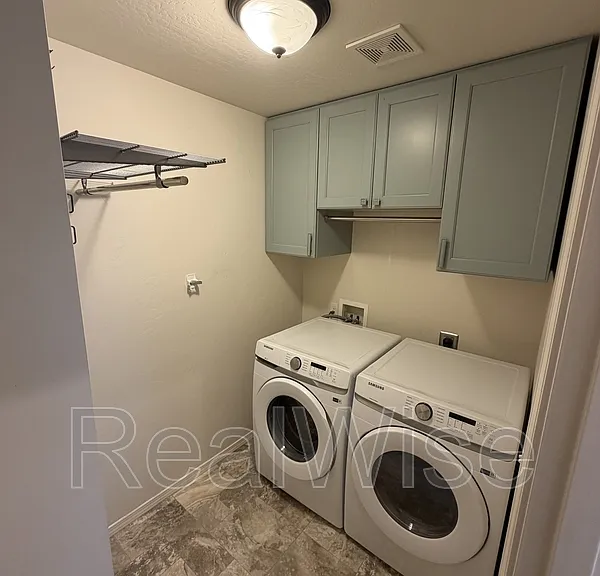 623 Heber Ln — Photo 10